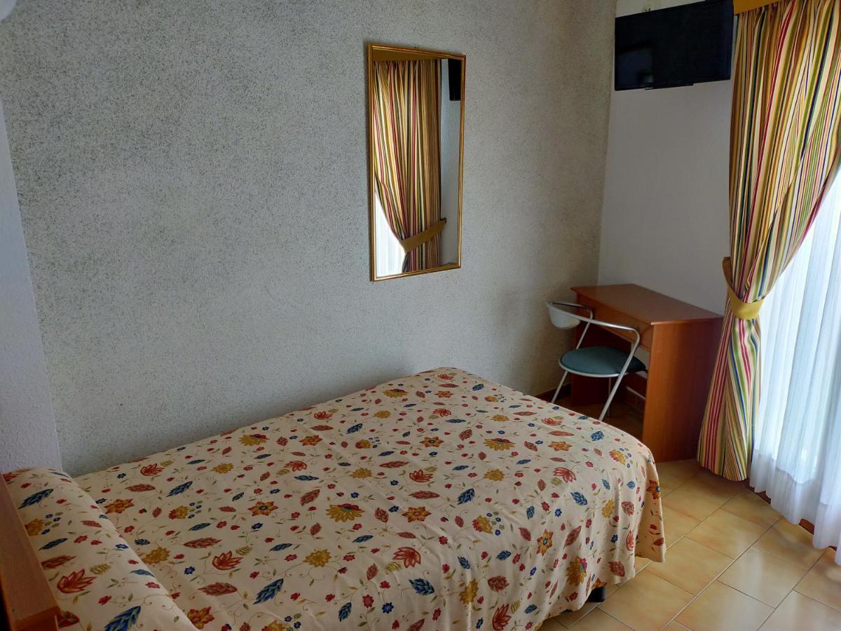 Hostal Casa Pepe Tauste Exteriér fotografie